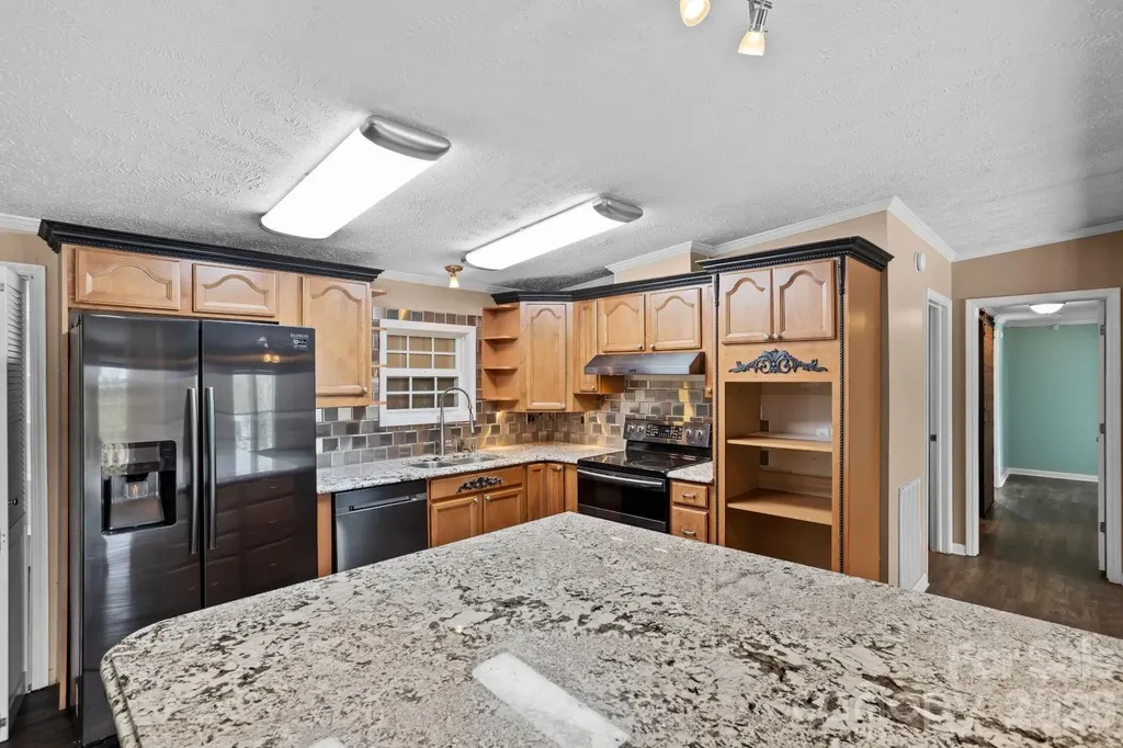 4855 Talley Road Walkertown NC 27051