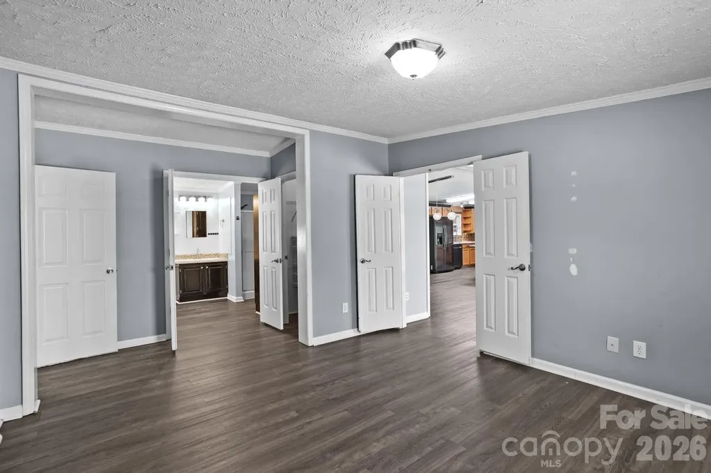 4855 Talley Road Walkertown NC 27051