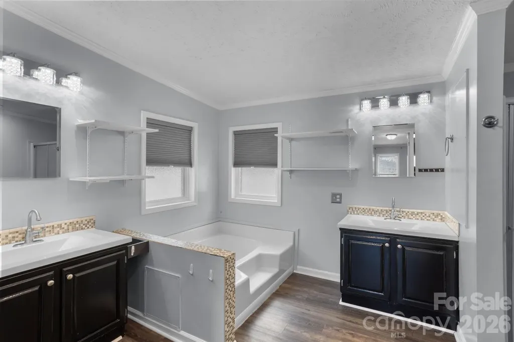 4855 Talley Road Walkertown NC 27051