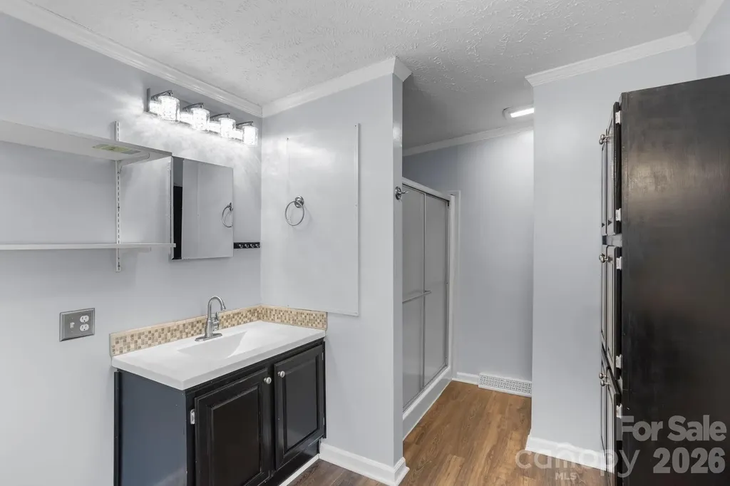 4855 Talley Road Walkertown NC 27051