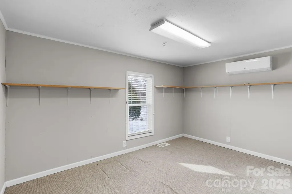 4855 Talley Road Walkertown NC 27051
