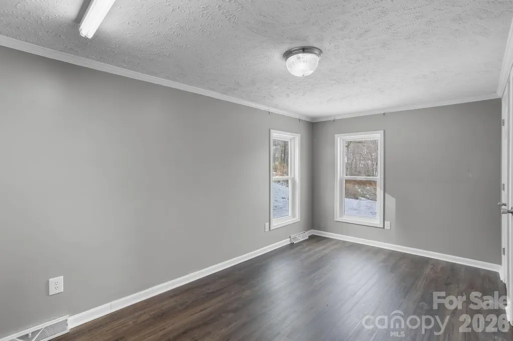 4855 Talley Road Walkertown NC 27051
