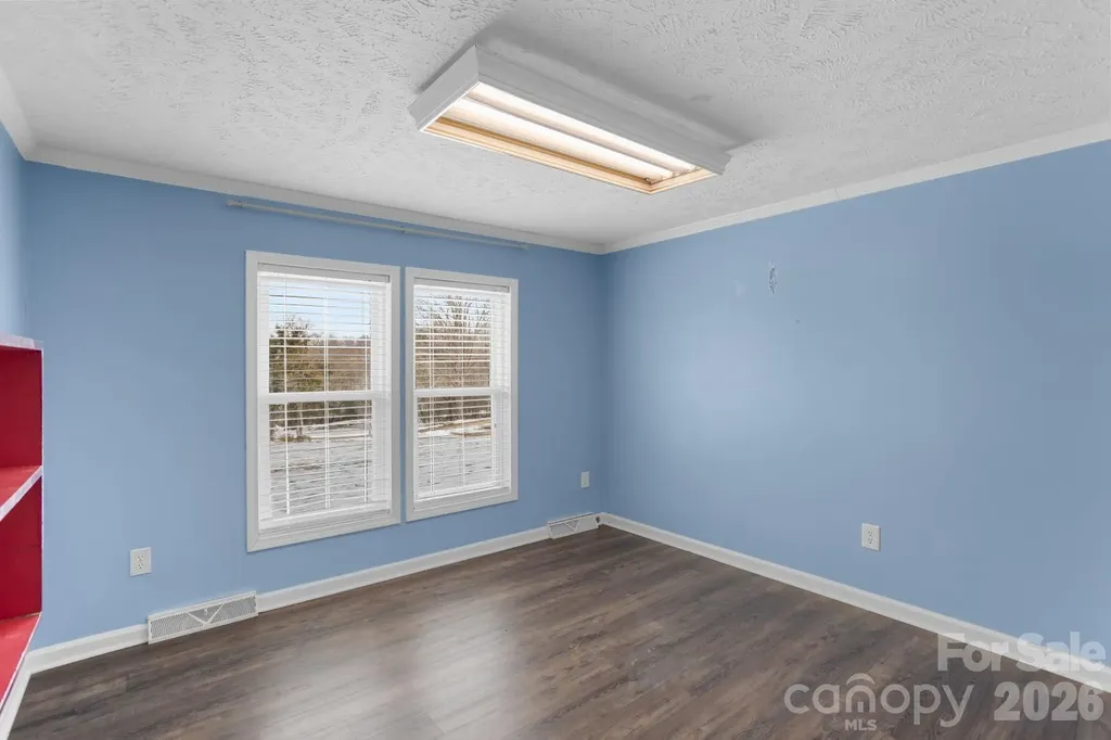 4855 Talley Road Walkertown NC 27051