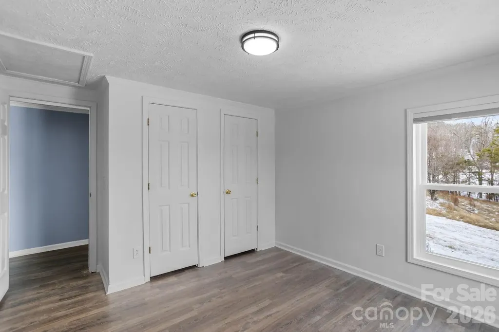 4855 Talley Road Walkertown NC 27051