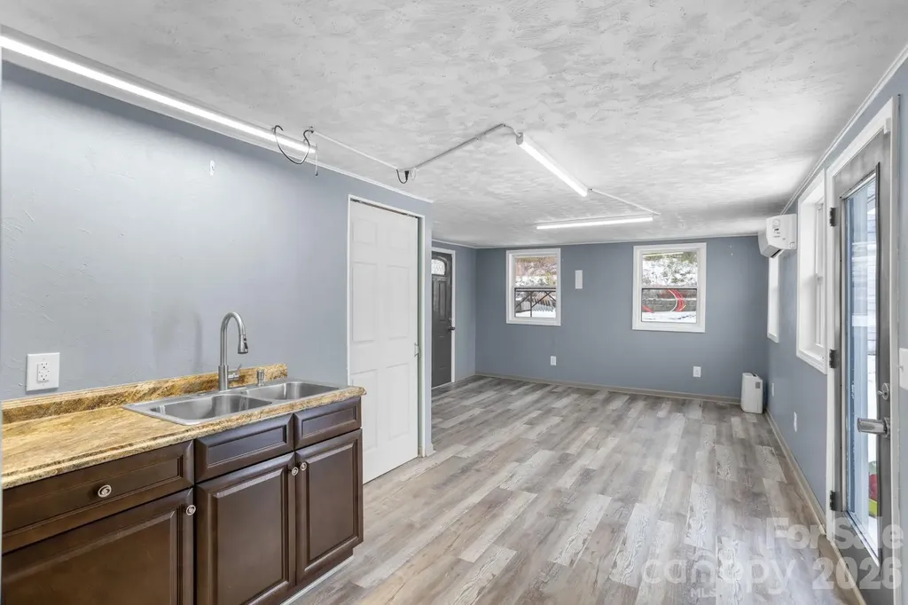 4855 Talley Road Walkertown NC 27051