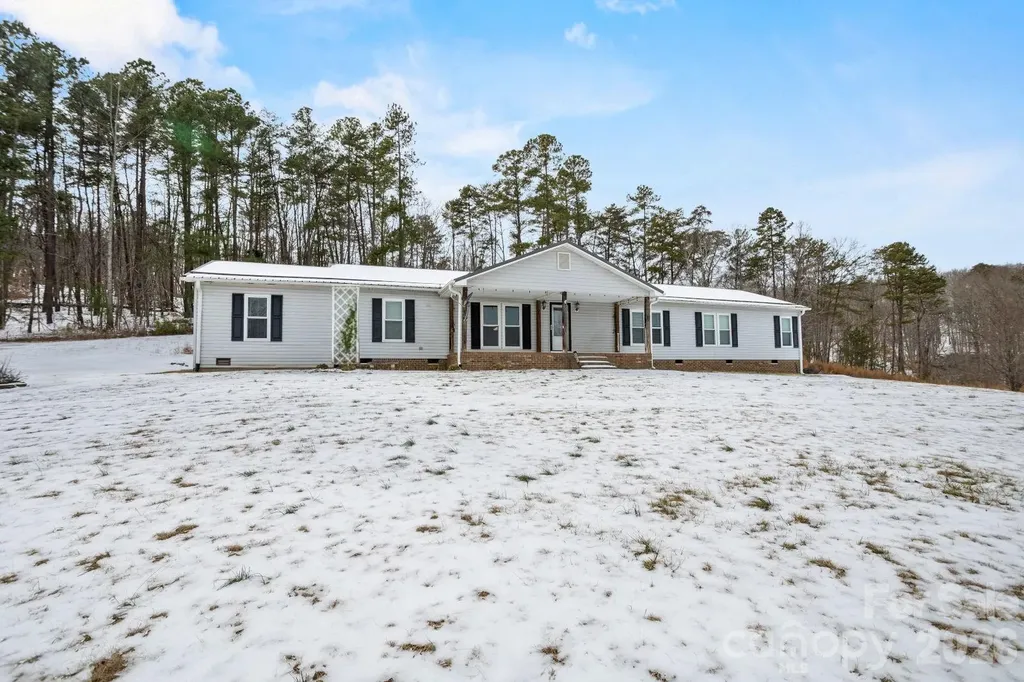 4855 Talley Road Walkertown NC 27051