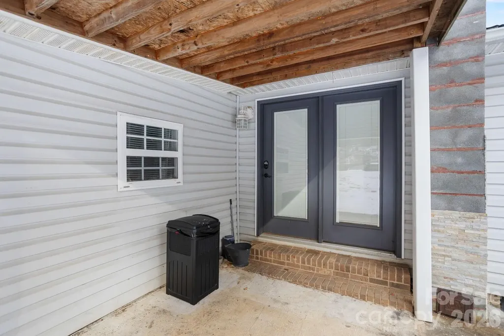 4855 Talley Road Walkertown NC 27051