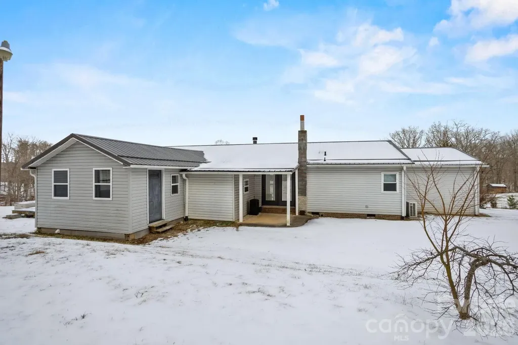 4855 Talley Road Walkertown NC 27051