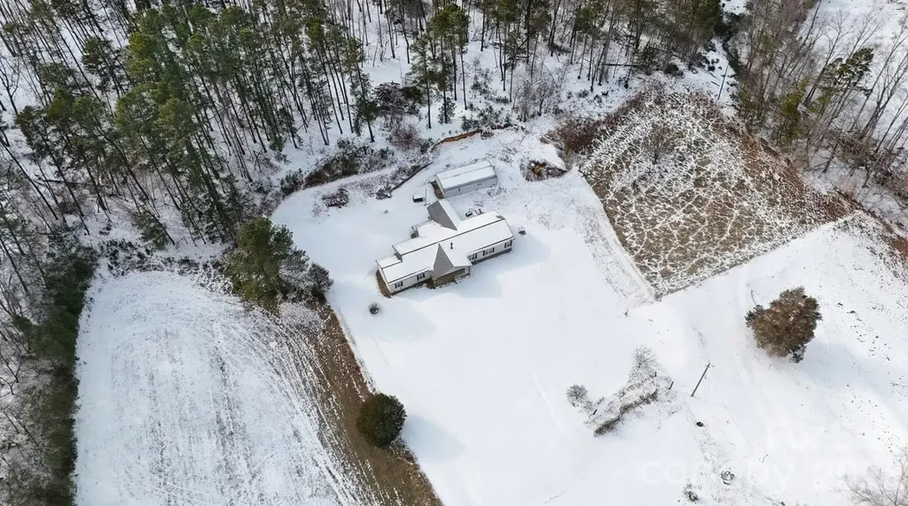4855 Talley Road Walkertown NC 27051