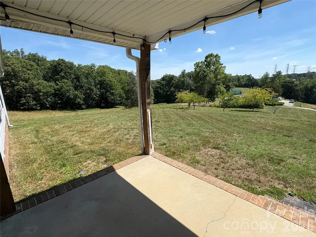 4855 Talley Road Walkertown NC 27051