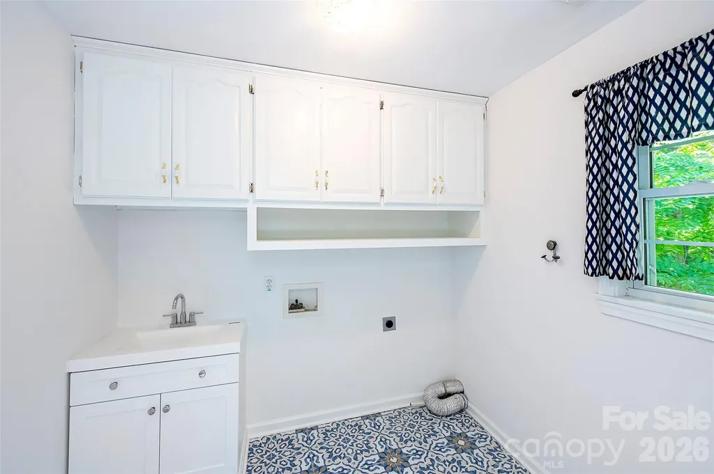 8327 Loma Linda Lane Waxhaw NC 28173