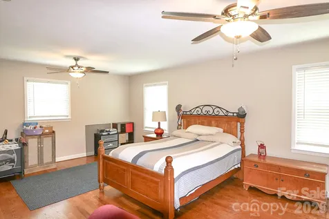 135 Holly Hill Drive Elkin NC 28621