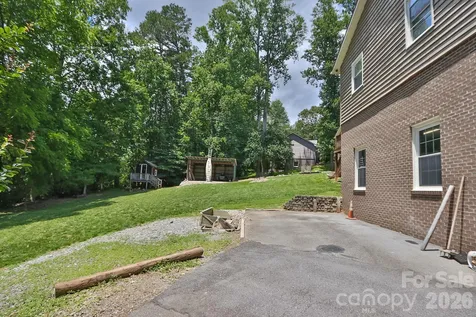 135 Holly Hill Drive Elkin NC 28621