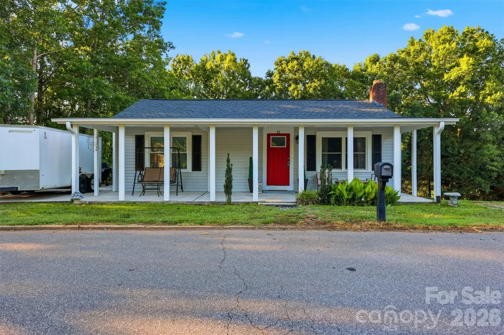 32 W Highland Avenue Granite Falls NC 28630