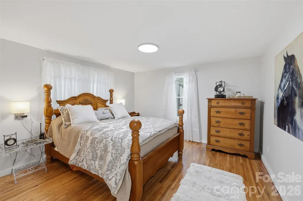 32 W Highland Avenue Granite Falls NC 28630