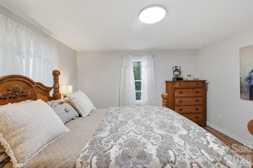 32 W Highland Avenue Granite Falls NC 28630