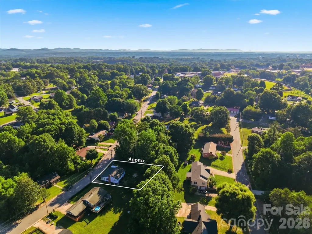 32 W Highland Avenue Granite Falls NC 28630
