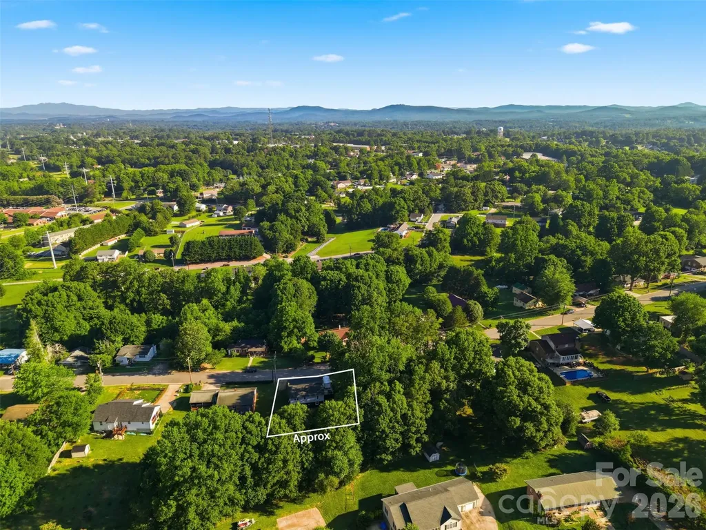 32 W Highland Avenue Granite Falls NC 28630