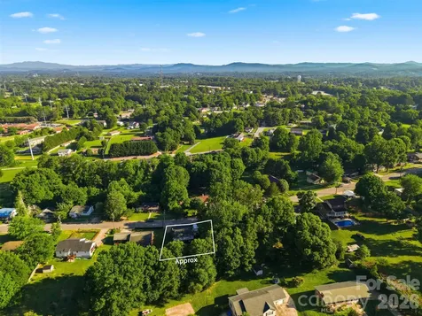 32 W Highland Avenue Granite Falls NC 28630