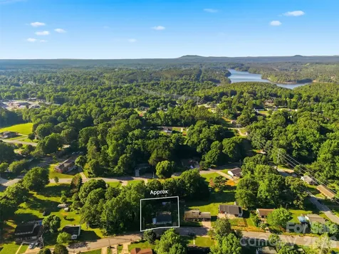 32 W Highland Avenue Granite Falls NC 28630