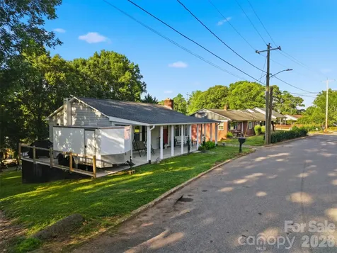 32 W Highland Avenue Granite Falls NC 28630