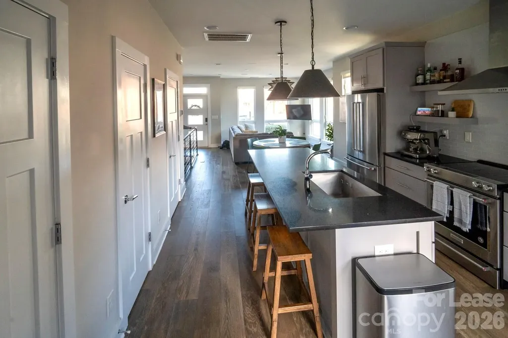 406 Southend Crossing Lane Charlotte NC 28203