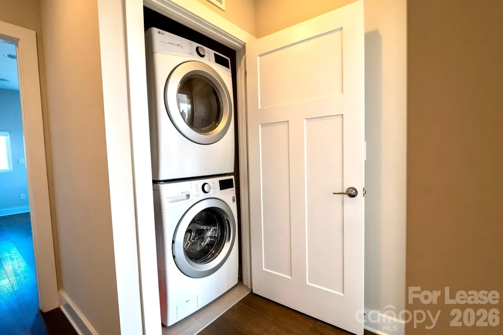406 Southend Crossing Lane Charlotte NC 28203