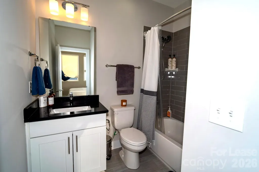 406 Southend Crossing Lane Charlotte NC 28203