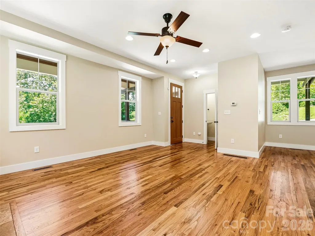 25 Shady Park Lane Asheville NC 28804