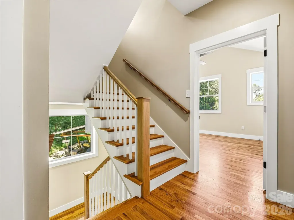 25 Shady Park Lane Asheville NC 28804
