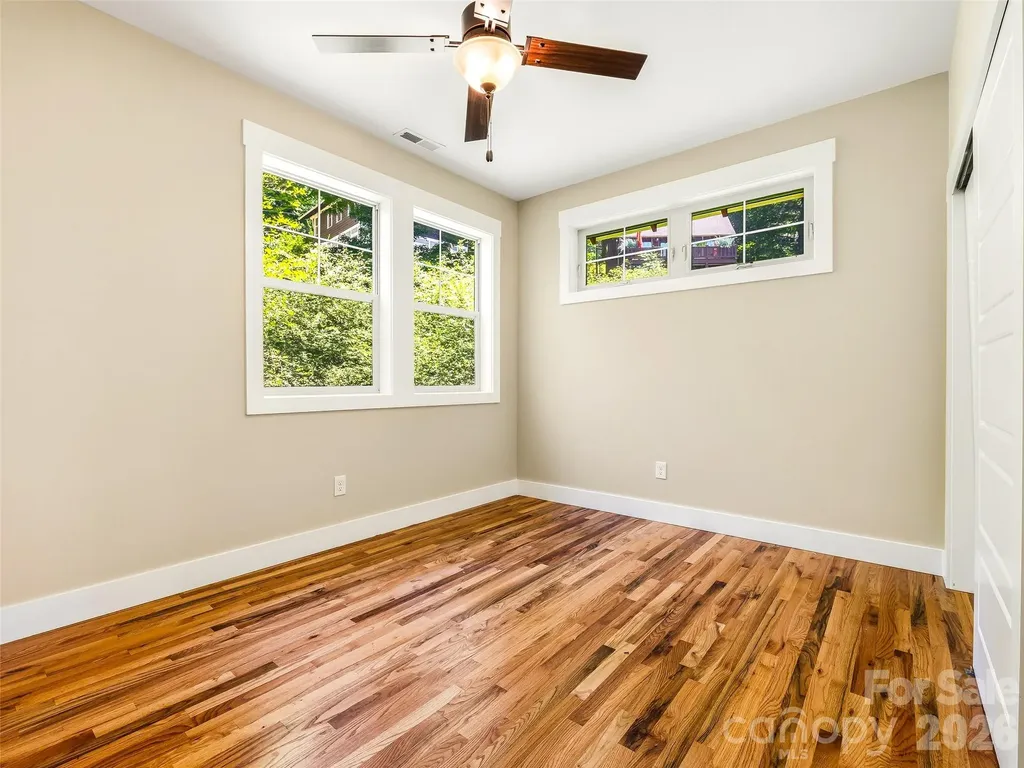 25 Shady Park Lane Asheville NC 28804