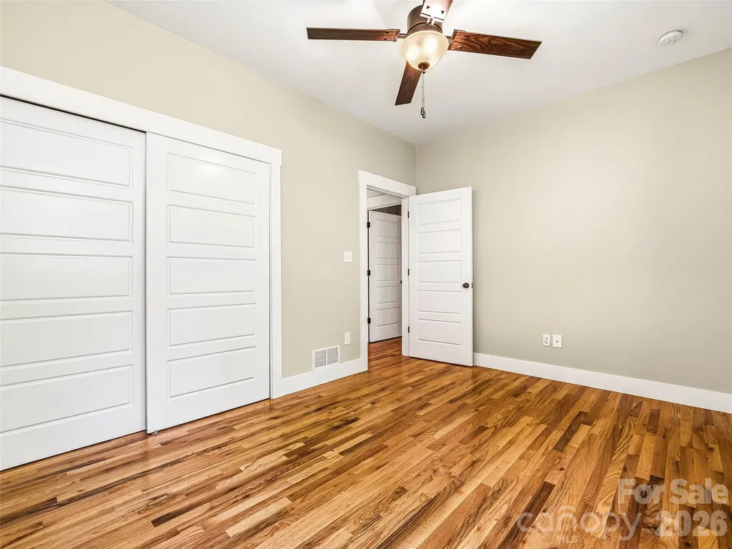 25 Shady Park Lane Asheville NC 28804