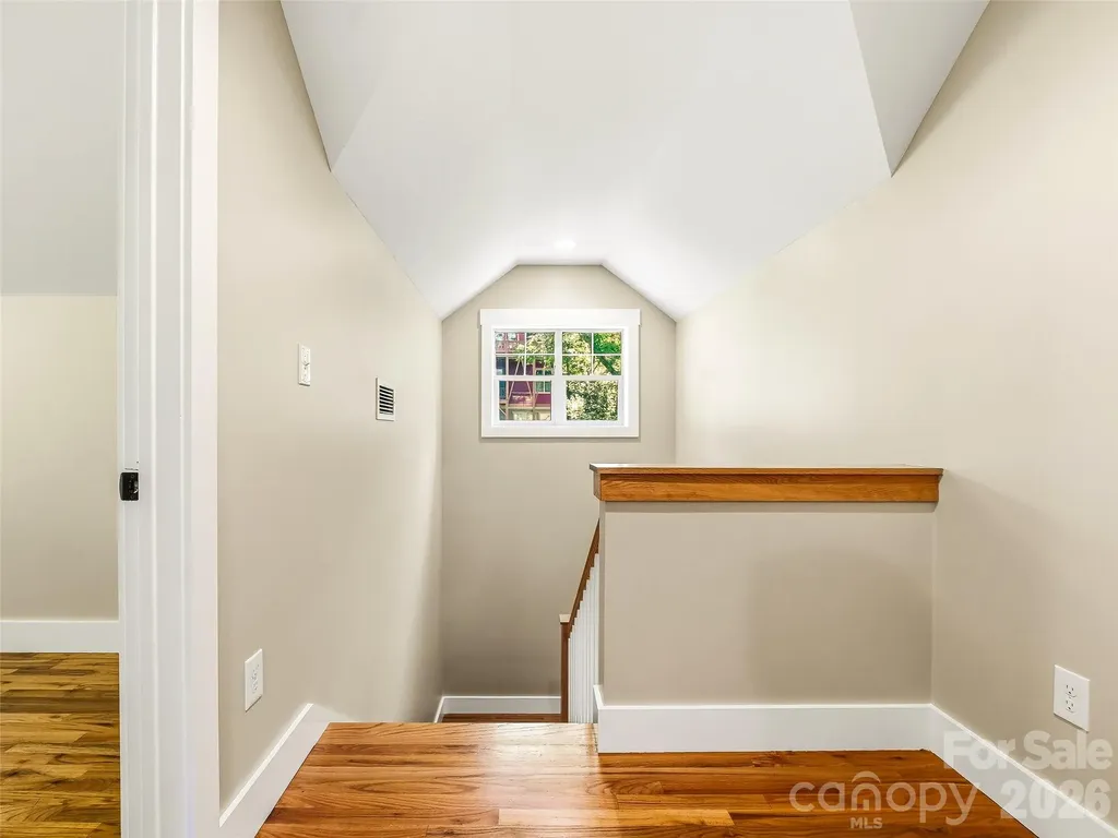 25 Shady Park Lane Asheville NC 28804