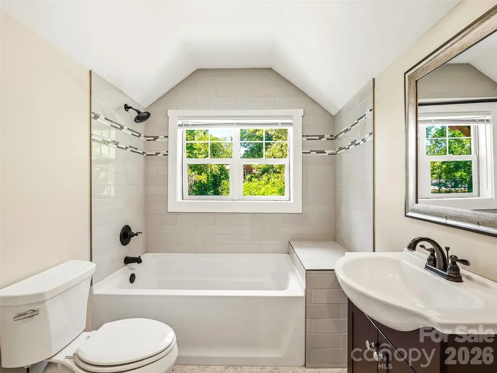 25 Shady Park Lane Asheville NC 28804