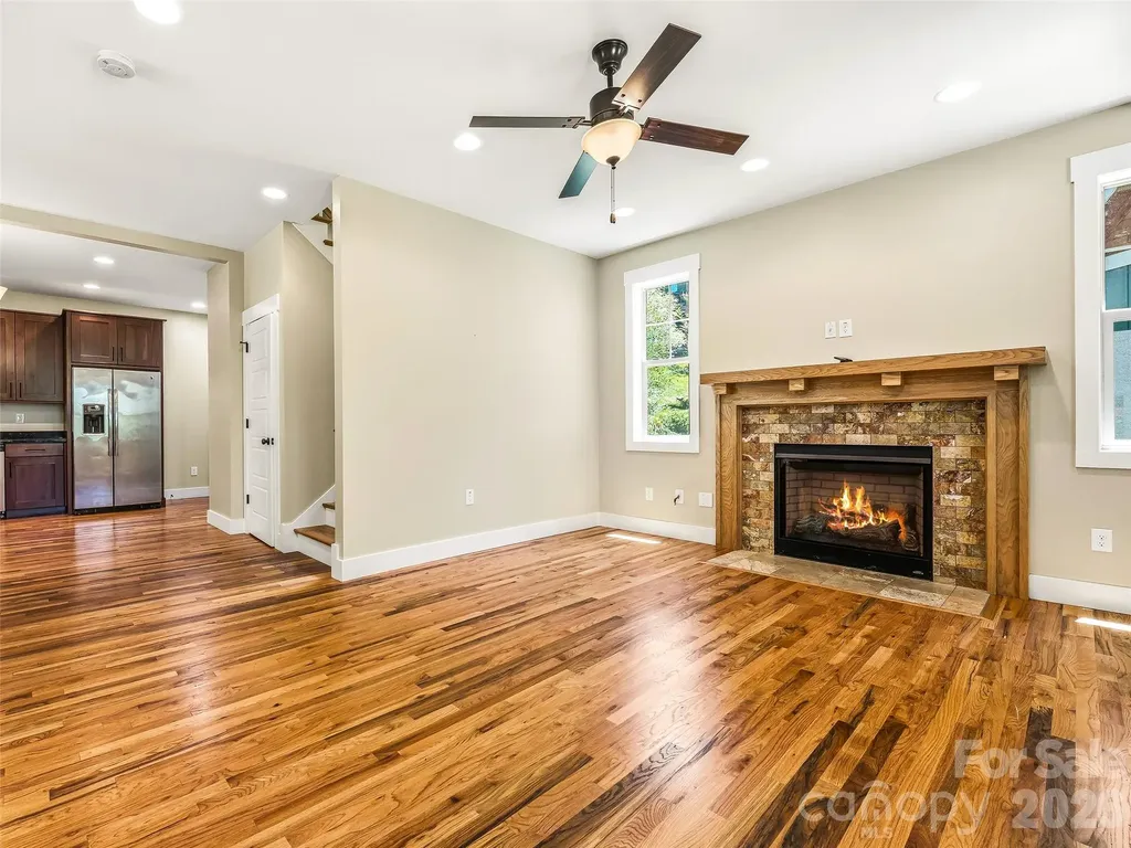 25 Shady Park Lane Asheville NC 28804