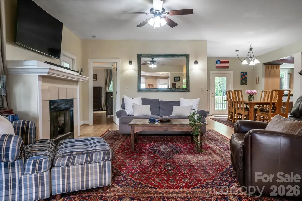 10 Lark Hill Drive Arden NC 28704