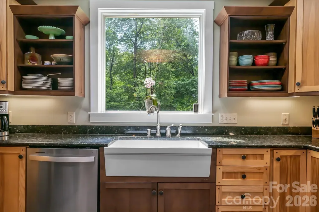 10 Lark Hill Drive Arden NC 28704