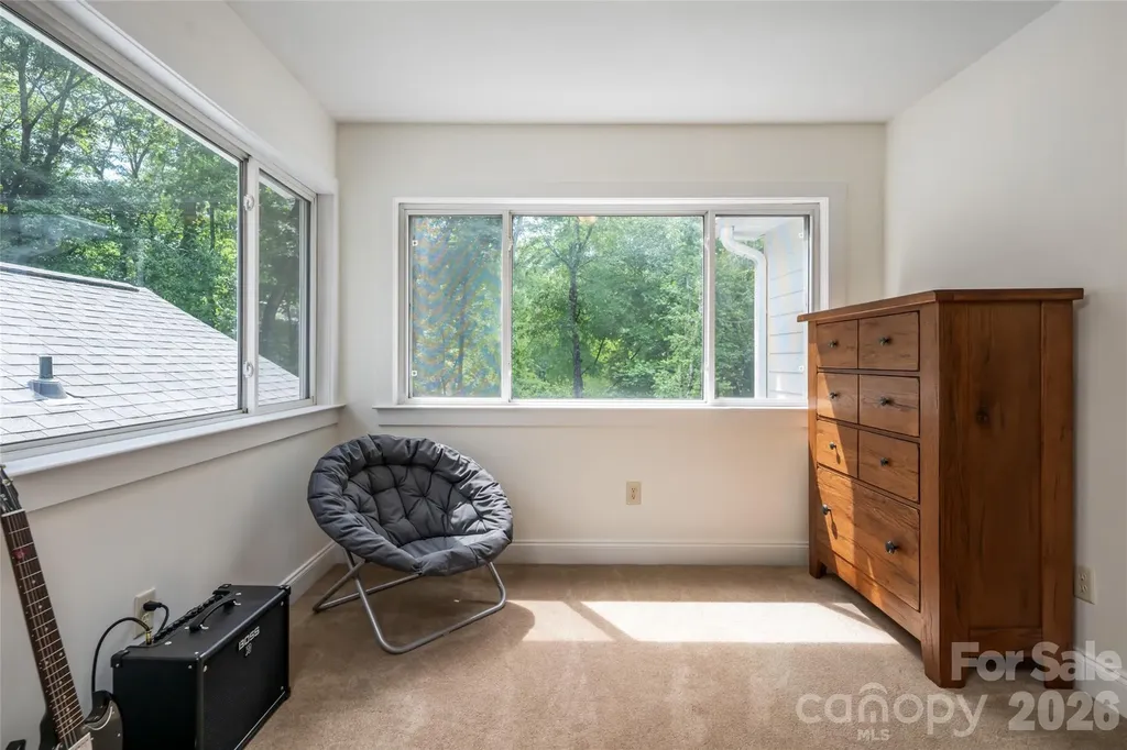 10 Lark Hill Drive Arden NC 28704