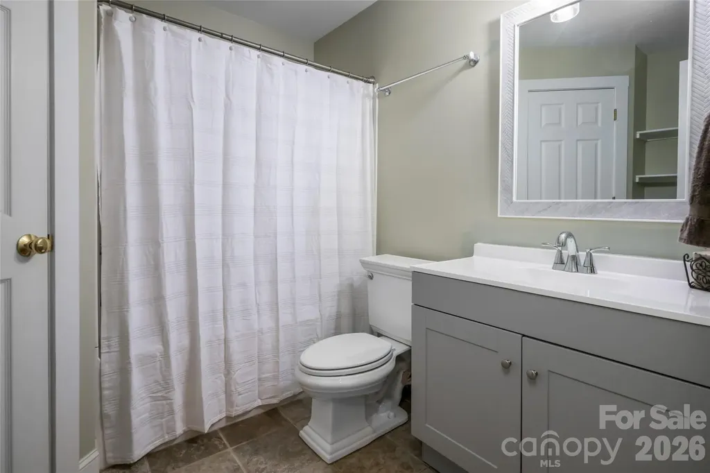 10 Lark Hill Drive Arden NC 28704