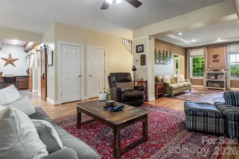 10 Lark Hill Drive Arden NC 28704