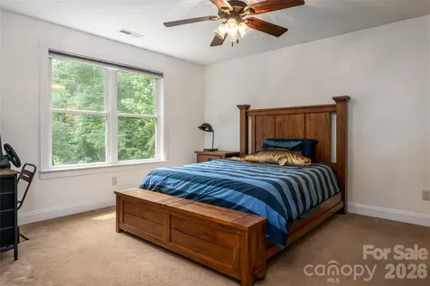 10 Lark Hill Drive Arden NC 28704