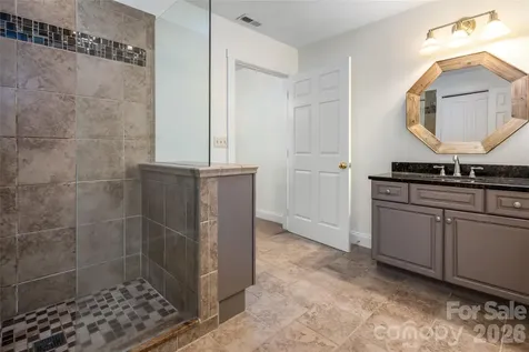 10 Lark Hill Drive Arden NC 28704
