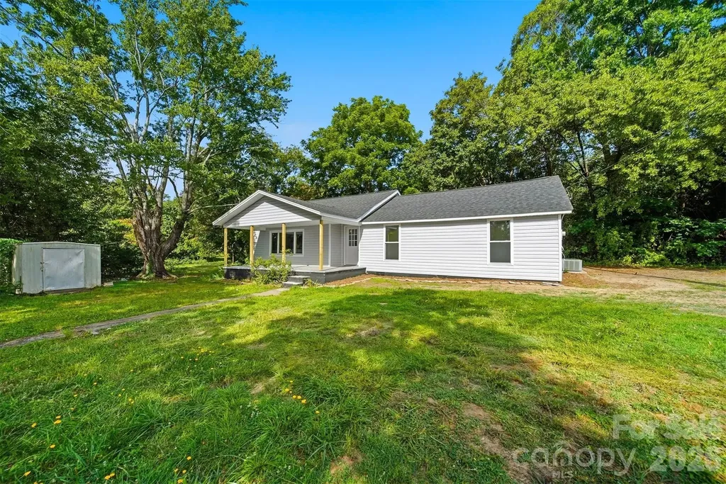 218 33rd Street SW Hickory NC 28602