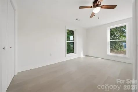 218 33rd Street SW Hickory NC 28602
