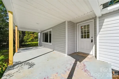 218 33rd Street SW Hickory NC 28602
