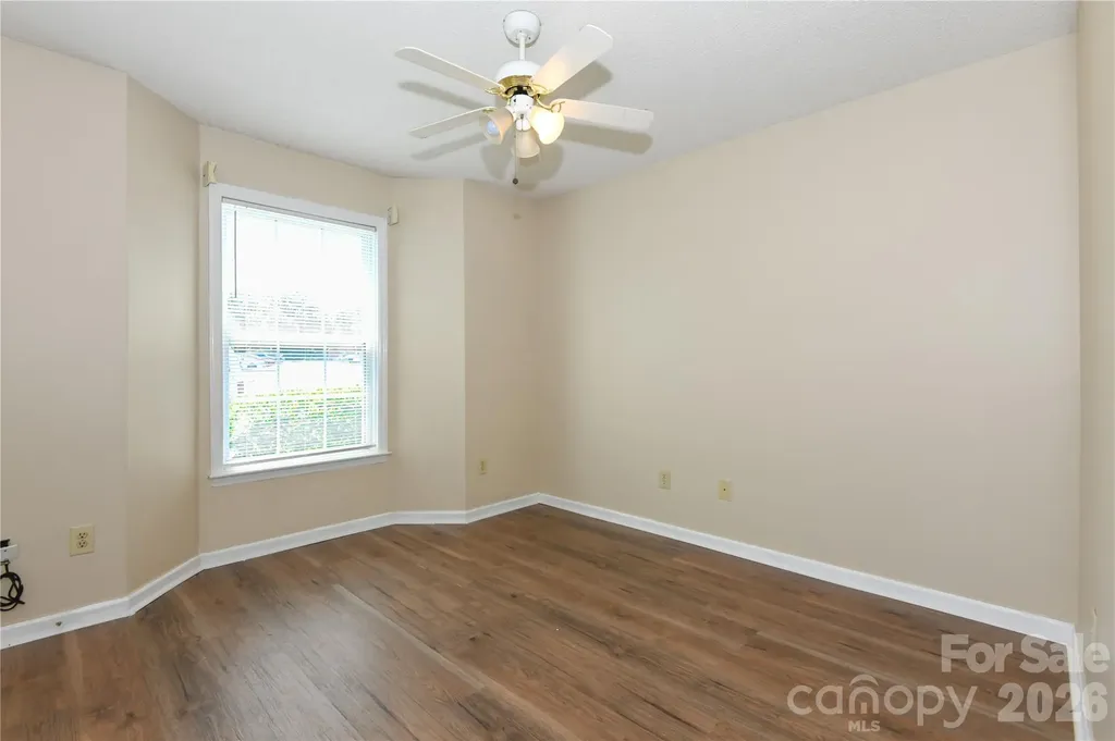 5008 Lawndale Drive Greensboro NC 27455