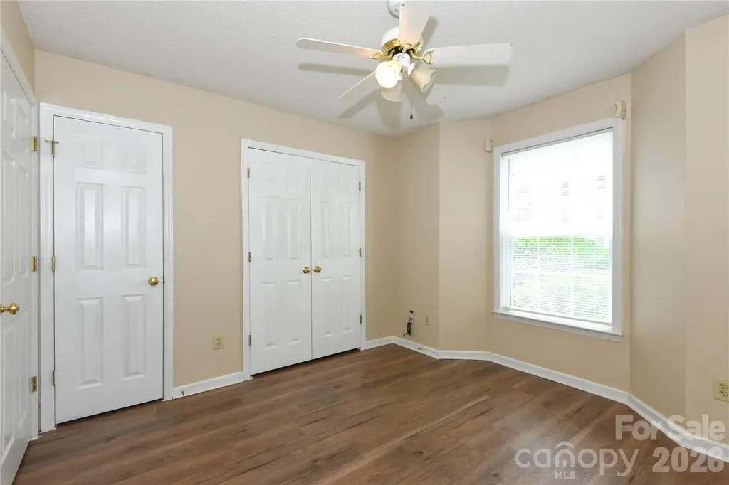 5008 Lawndale Drive Greensboro NC 27455