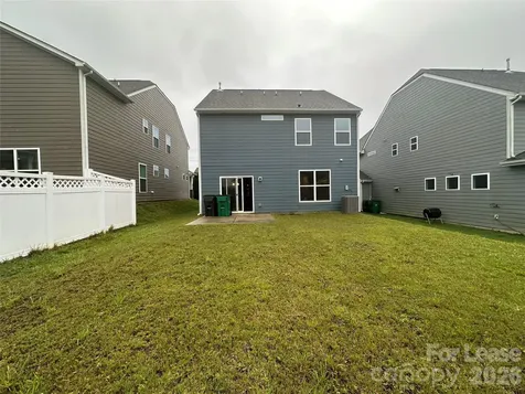 6020 Hampstead Pond Lane Matthews NC 28105