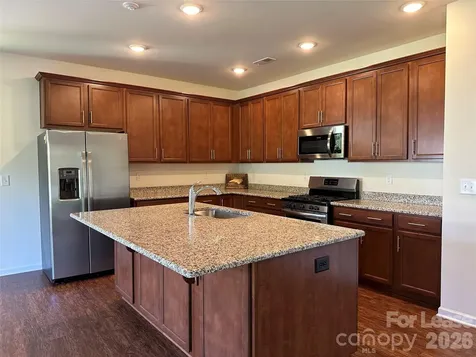 6020 Hampstead Pond Lane Matthews NC 28105