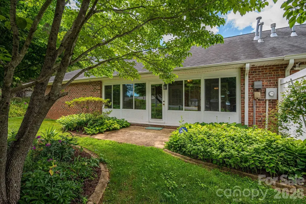 112 Mooreland Drive NE Conover NC 28613